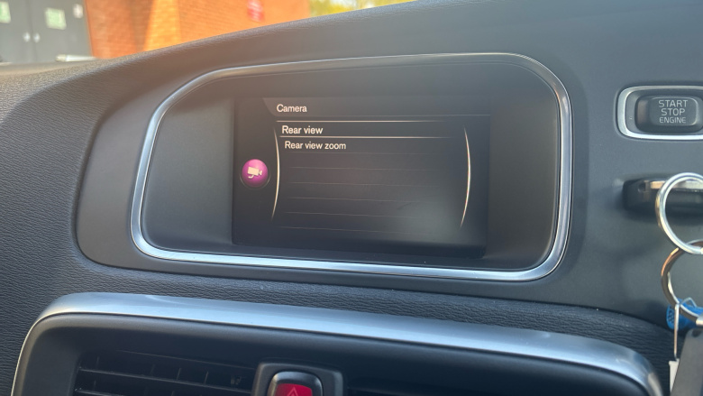 Volvo V40 T2 [122] R DESIGN Pro 5dr Geartronic Petrol Hatchback